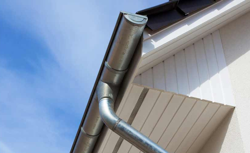 Aluminum vs. Stainless Steel Gutters: Choosing the Right Fit for Your Bothell Home